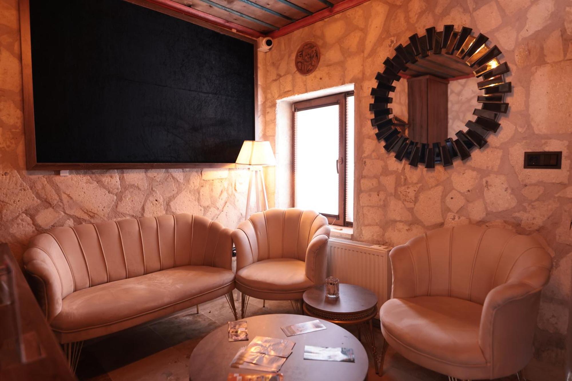 Stone Owl Otel & Restaurant Uchisar Εξωτερικό φωτογραφία