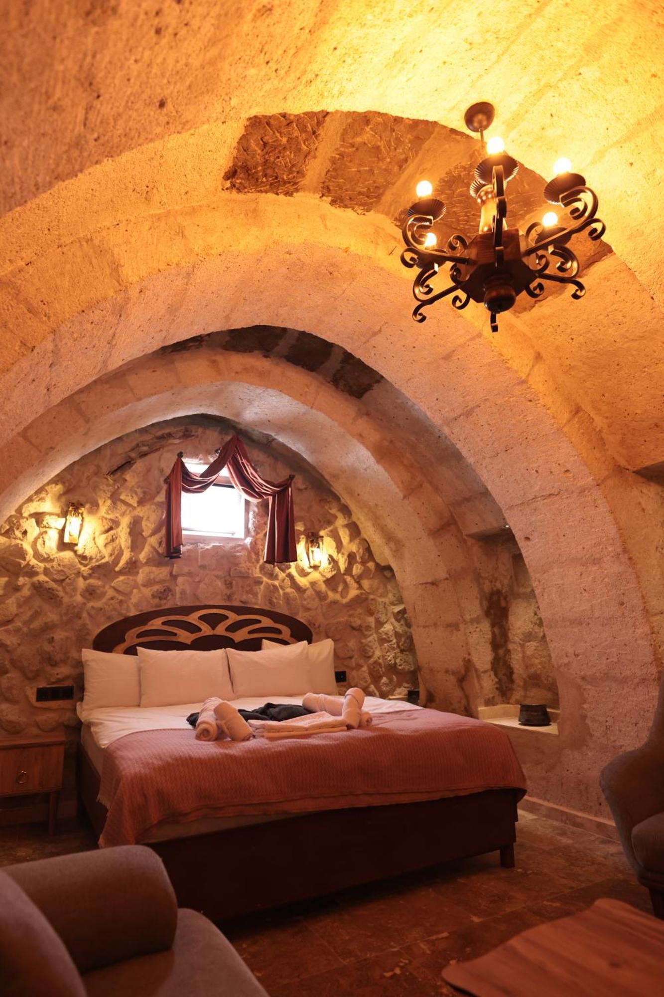 Stone Owl Otel & Restaurant Uchisar Εξωτερικό φωτογραφία