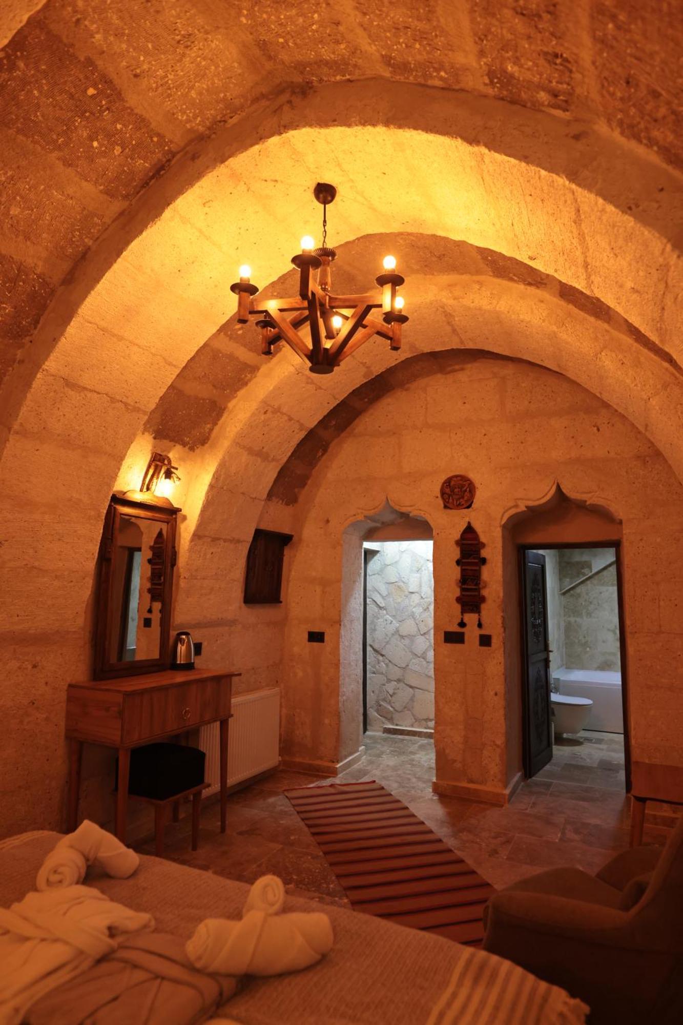 Stone Owl Otel & Restaurant Uchisar Εξωτερικό φωτογραφία