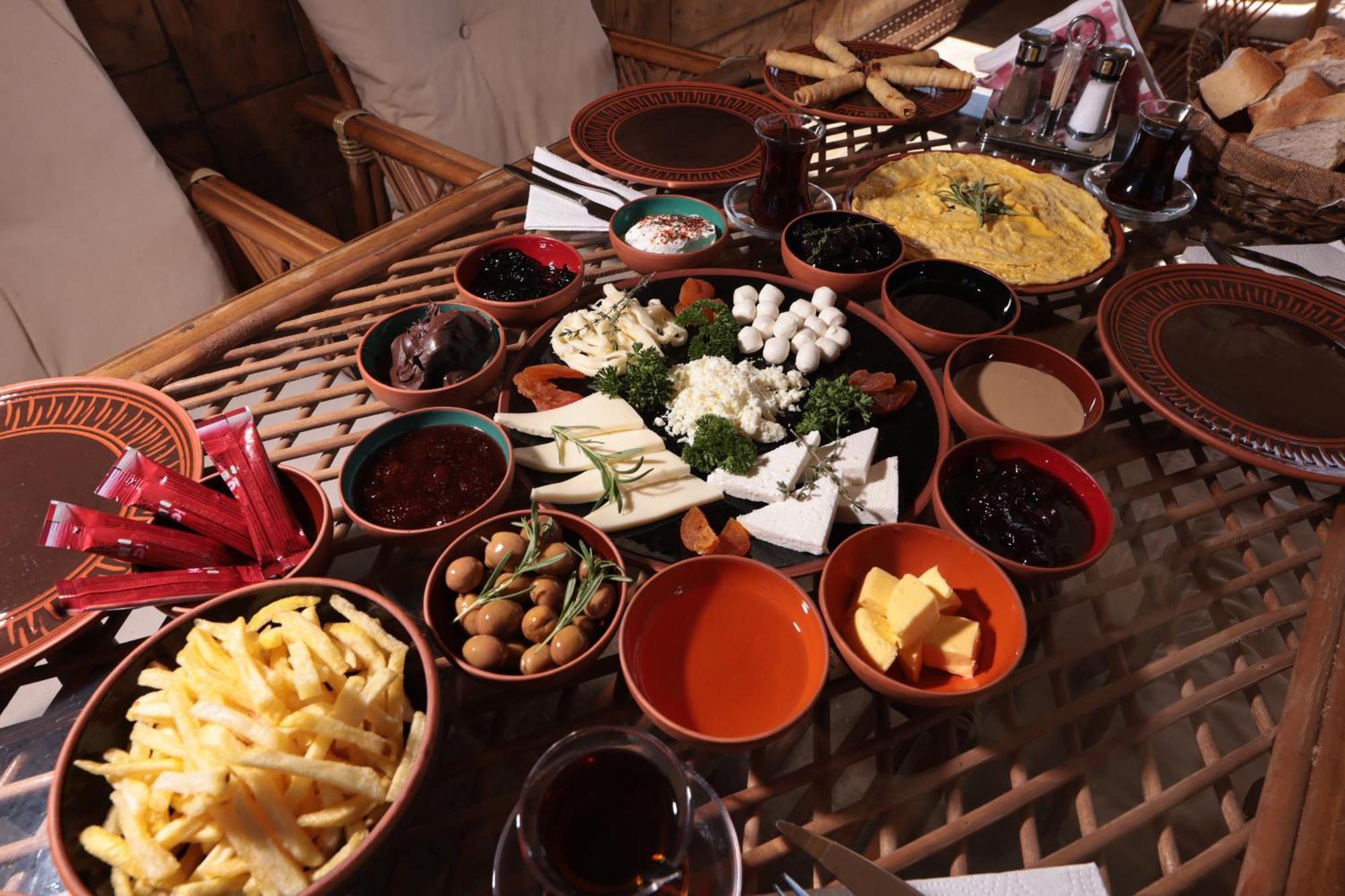 Stone Owl Otel & Restaurant Uchisar Εξωτερικό φωτογραφία