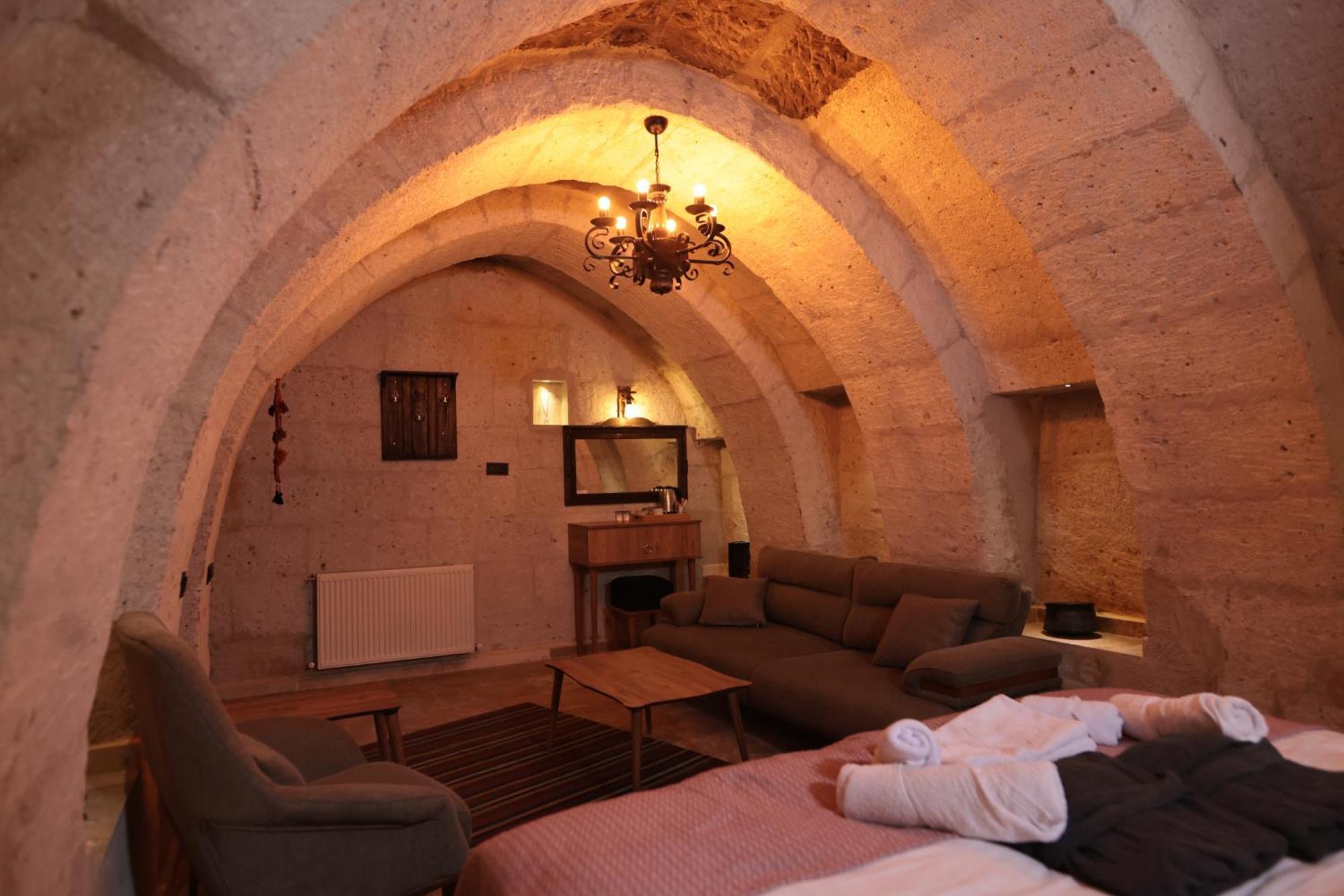 Stone Owl Otel & Restaurant Uchisar Εξωτερικό φωτογραφία